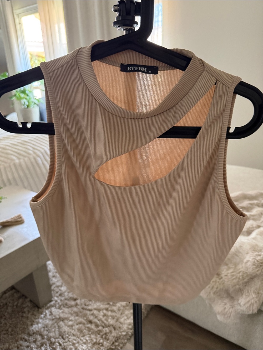 BTFBM Beige Ribbed Cutout Cropped Tank Top